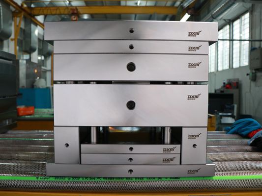 CNC подвергая основания механической обработке прессформы ISO9001 ПК основания прессформы Dme пластиковые: 2015