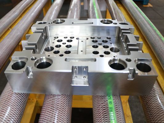 Основное вещество прессформы впрыски Mori Seiki базовых платин прессформы Okuma Spectial